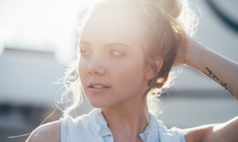 Danielle Bradbery nose job boob job body measurements