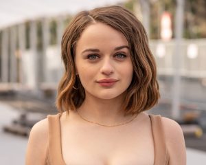 Joey King nose job body measurements facelift