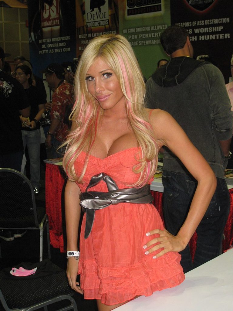 Kimber James Cosmetic Surgery Body